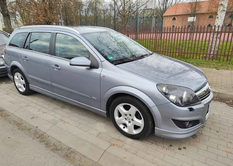 Opel Astra H OPC Line