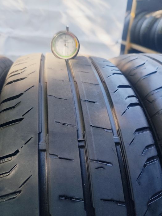 Opony wzmacnianie C Bus 225/55/17 C Continental contivancontakt 200