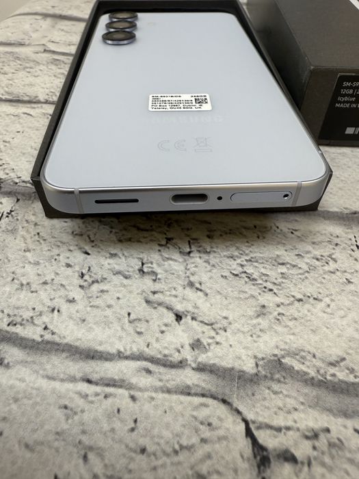 New Samsung Galaxy S25 12/256gb MDM IcyBlue