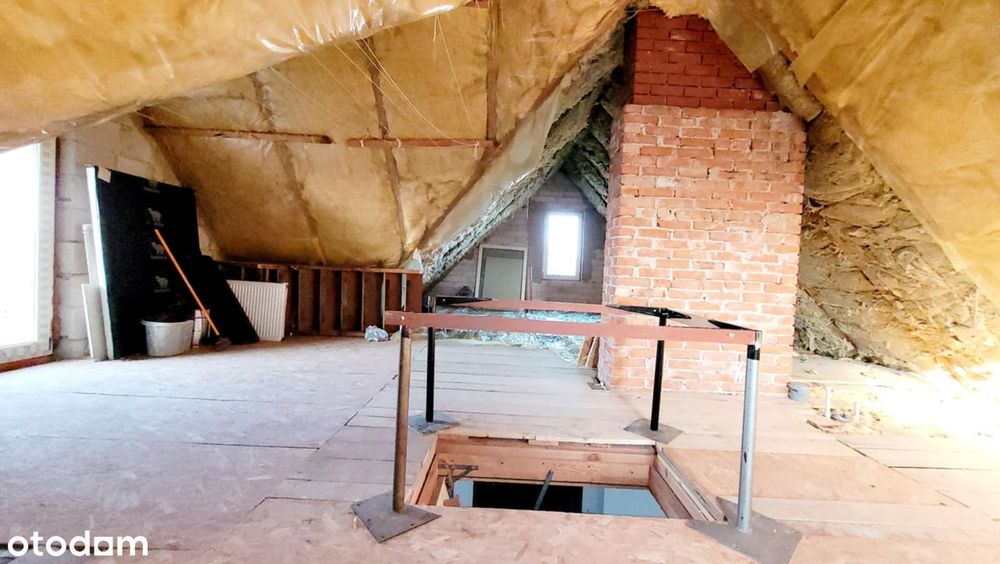 DOM NAD MORZEM - 10 pokoi z łazienkami : 331 m2 + duże poddasze