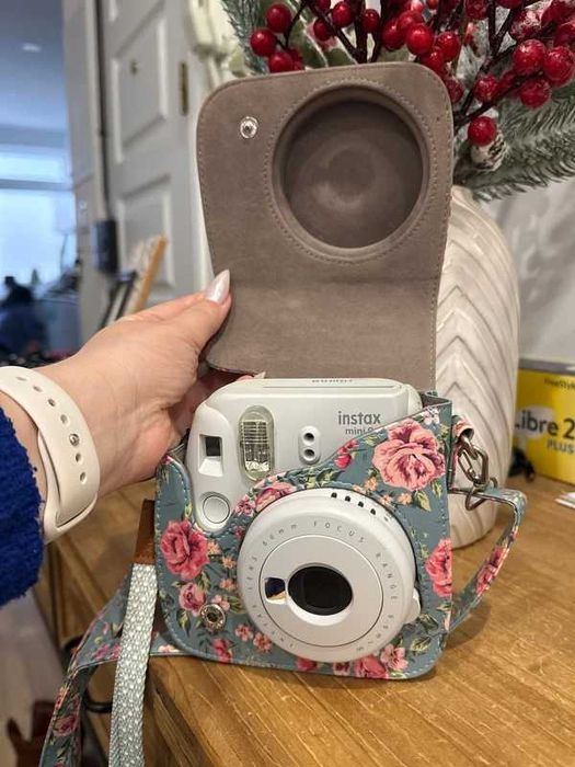 Câmara Analógica Instax mini 9 + Capa protetora
