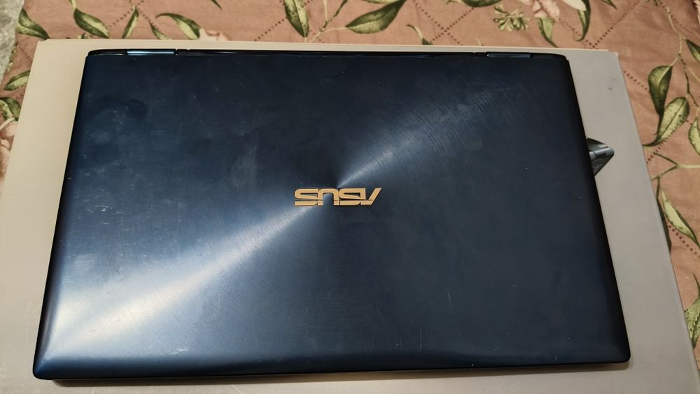 ASUS ZenBook Flip 13