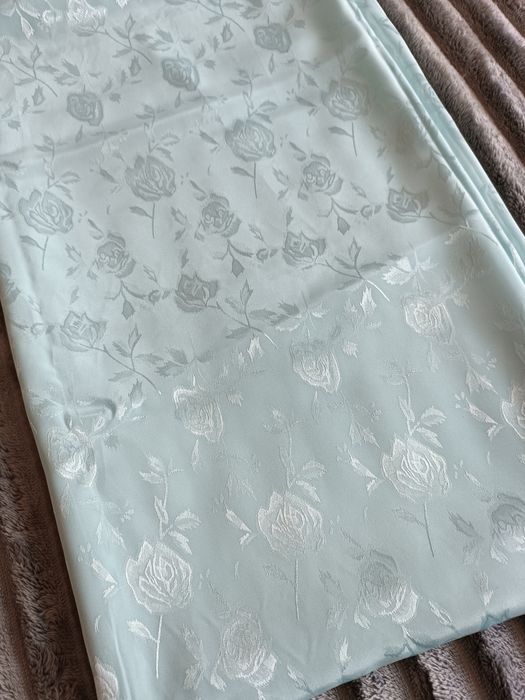 Шовкова тканина, голубенька з трояндами 4 м