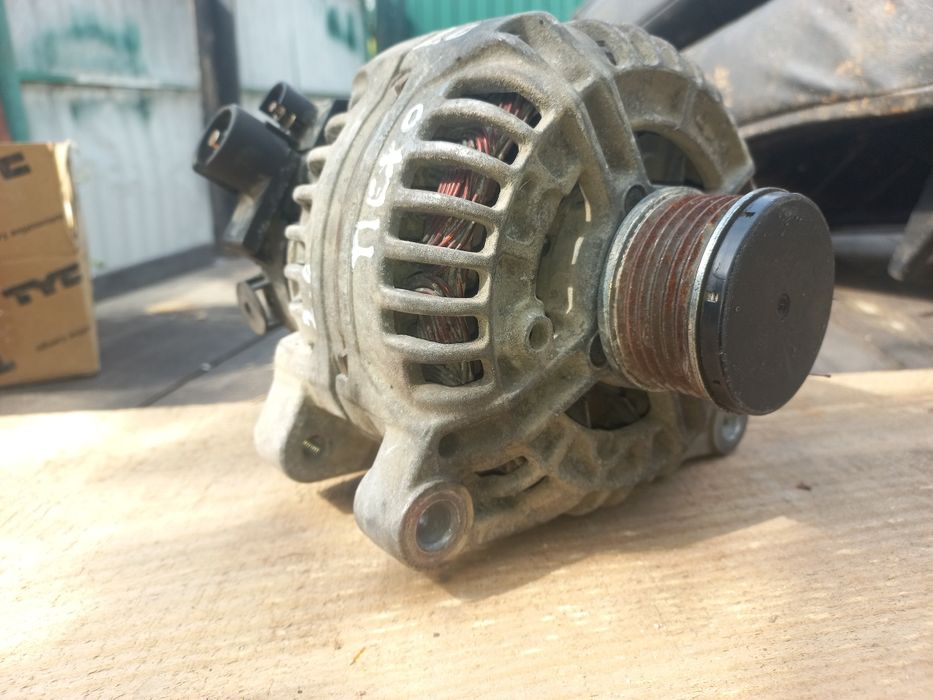 Гінератор Peugeot 2.0 HDI Генератор Пежо 2.0