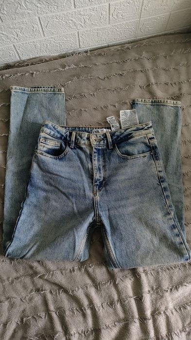 Jeansy Zara S jasnoniebieskie