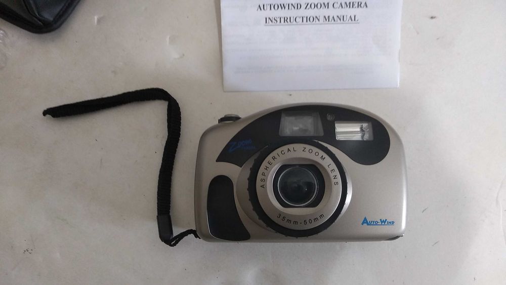 Máquina fotográfica analógica 35 -  50mm reutilizável (não descartável), NOVA.