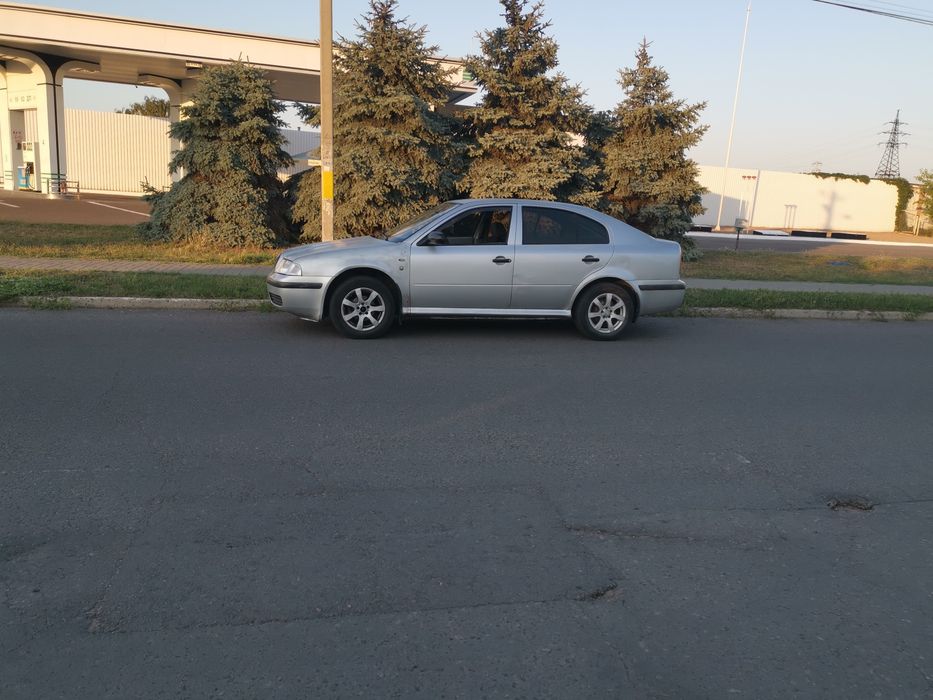 Авто Шкода  Octavia 2003 г. 1.4 бензин/газ