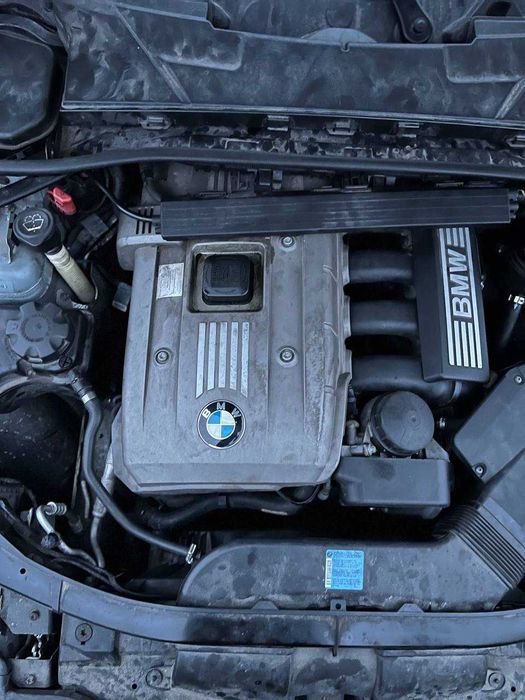 Samochód BMW E90 325i