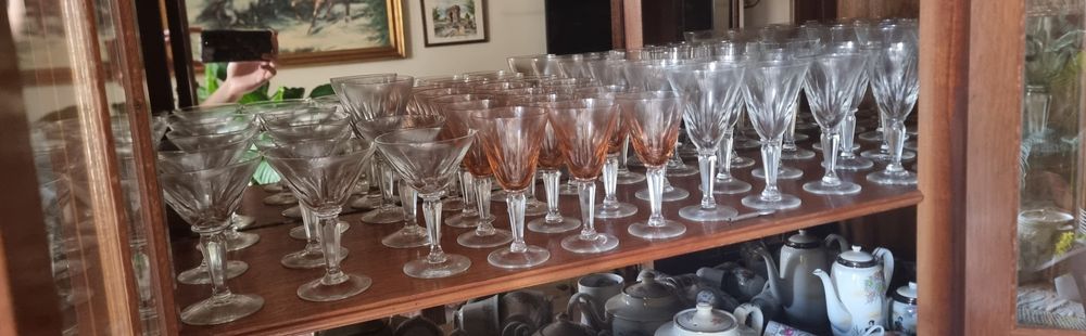 Conjunto serviço de copos de cristal VINTAGE  (85 peças)