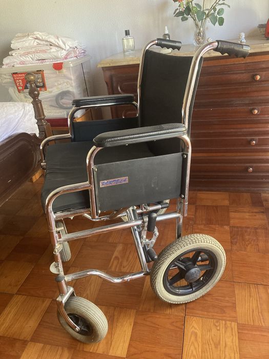 Cadeira de rodas portela