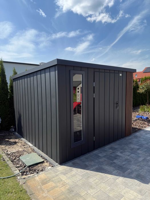 Domek ogrodowy 300x300