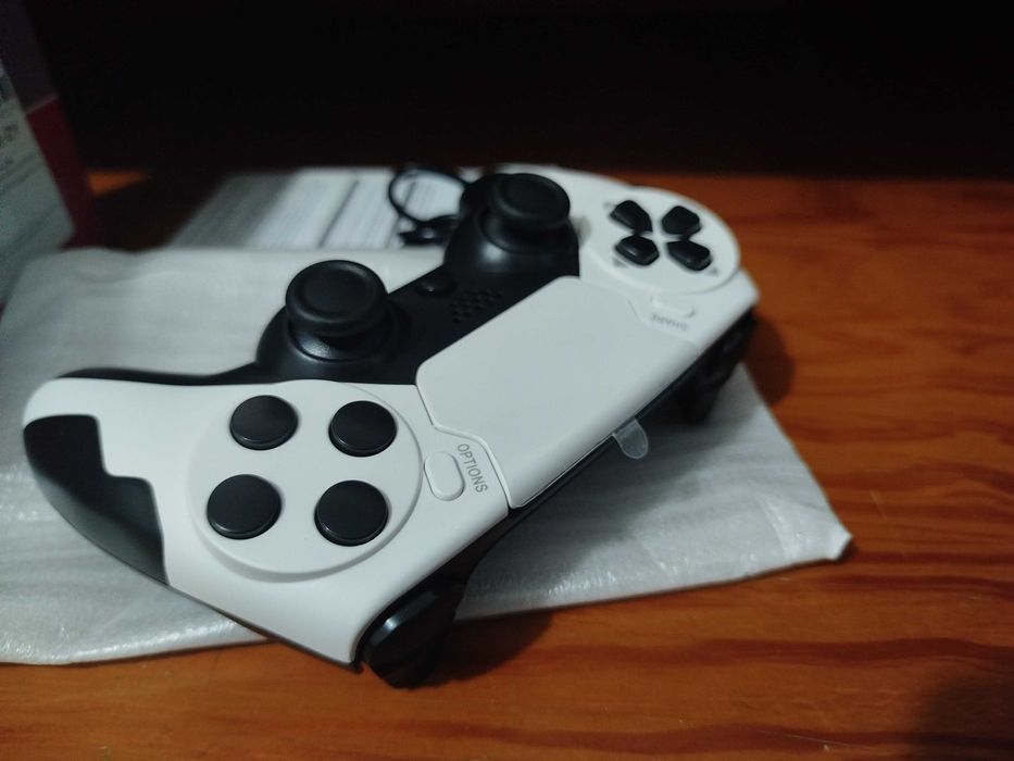 Comando NOVO PS4, PS3 e PC sem fios wireless Bluetooth, cabo incluído