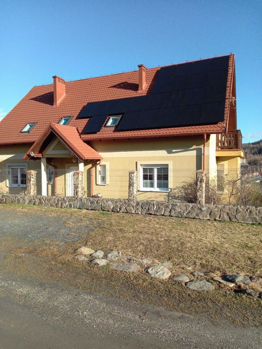 domek górski strumień w Masywie Śnieżnika