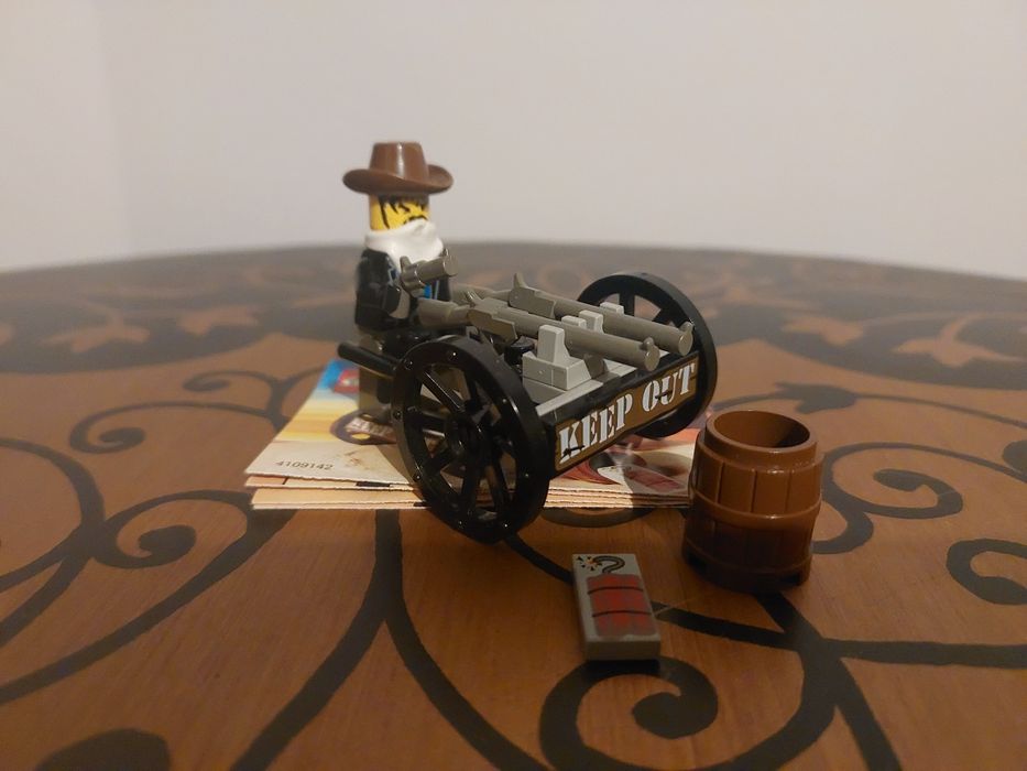 LEGO 6790 Bandit's Wheelgun