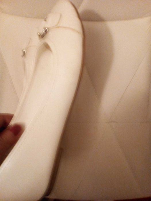 Baleriny białe perłowe Catwalk 38