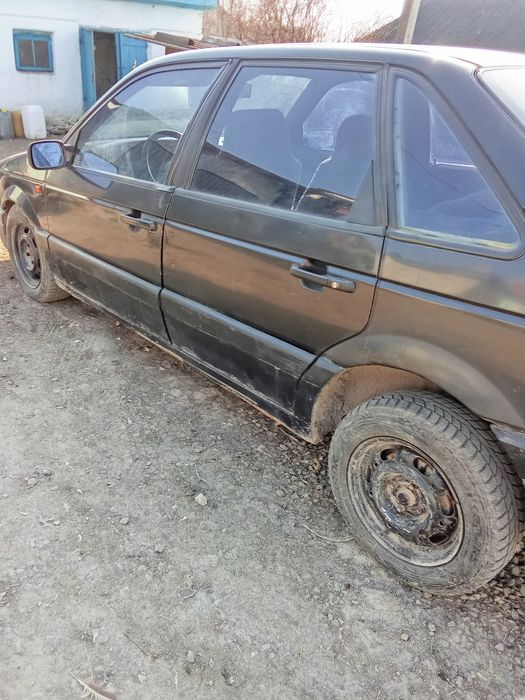 Продам пасат б 3 рік 1989