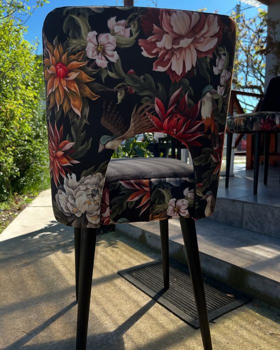 Krzesła Muszelka po renowacji 4 sztuki PRL