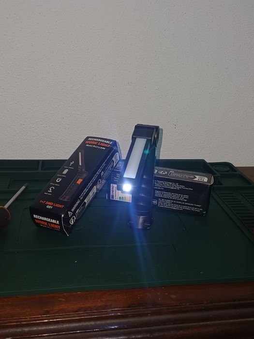 Lanterna MultiUsos Led Recarregável