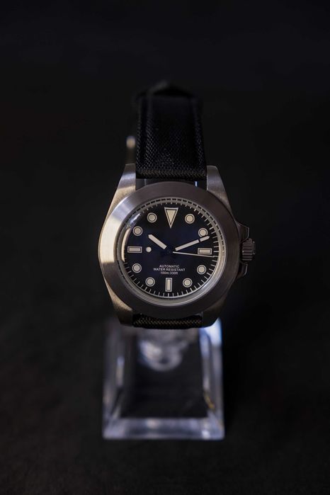 Zegarek NH35 Mod – inspirowany Unimatic – Diver / Field Watch
