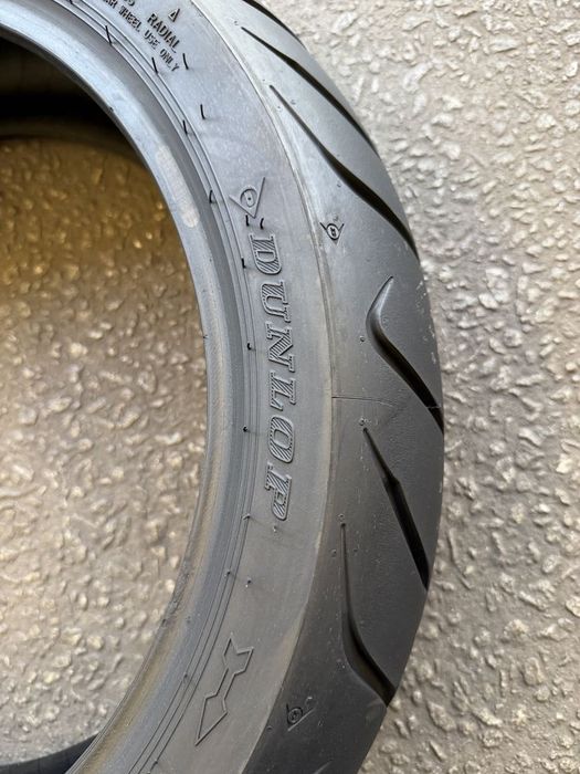Pneu de Mota 160/60ZR17  Dunlop