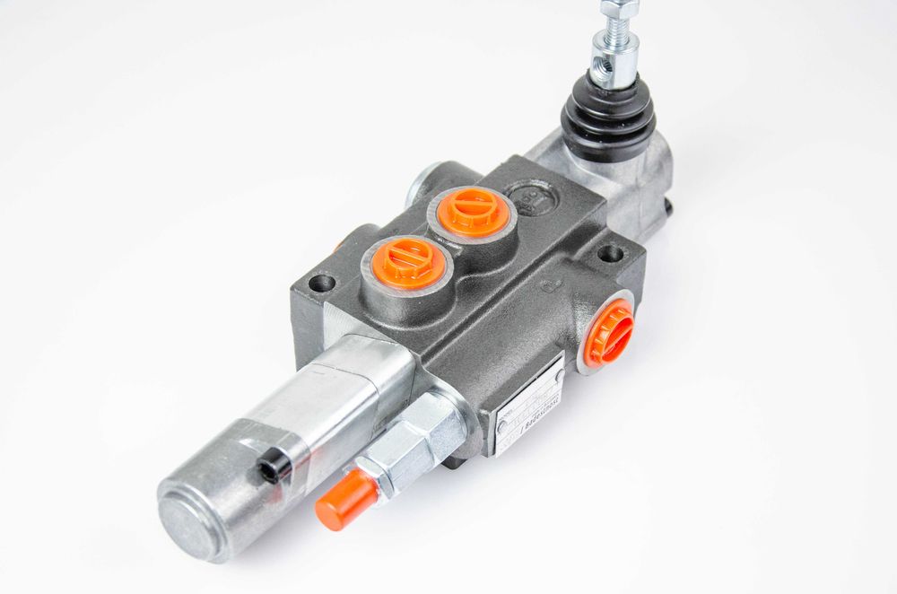 Распределитель для CLAS, CASE, PALFINGER, HIAB секционный болгарский