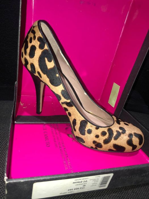 Продам туфли VINCE CAMUTO