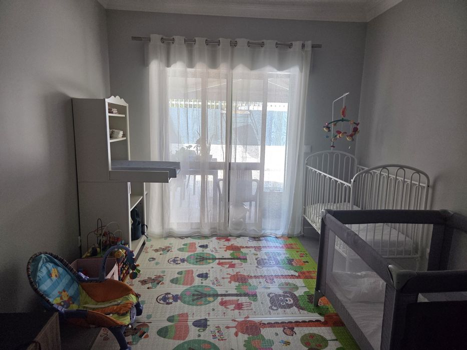 Ama/babysitter em Corroios | Ambiente familiar e seguro