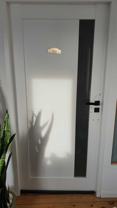 Sprzedam drzwi 2000×900 pełne MDF