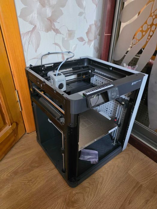 3D принтер Bambu Lab P1P (напрацювання 701 год, рідна коробка)