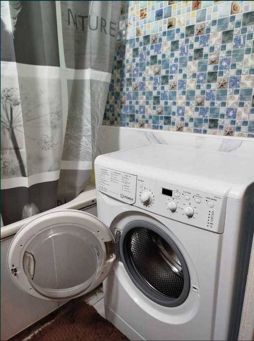 одно\двух к.кв-ра=-Котовского-газ-2 дивана-место для авто.-где нужно.