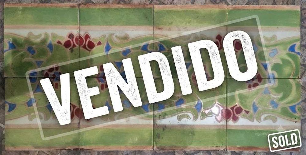 Azulejos Antigos de Lisboa (cor verde oliva) – 3 Painéis