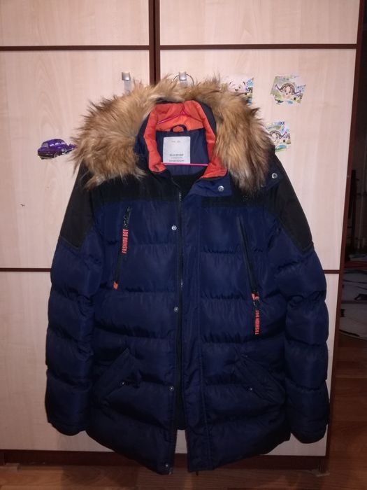 Зимняя теплая курточка