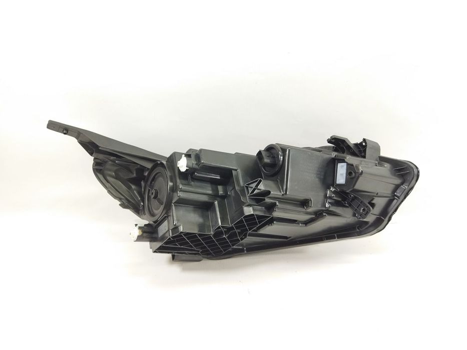 Фара передня ліва (HALOGEN) Chevrolet Equinox 2017-2020 84258447
