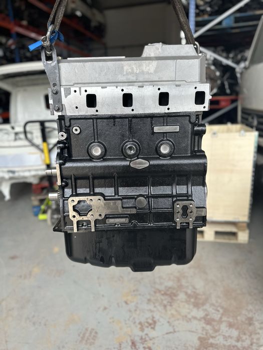 Motor Yanmar 4TNV98