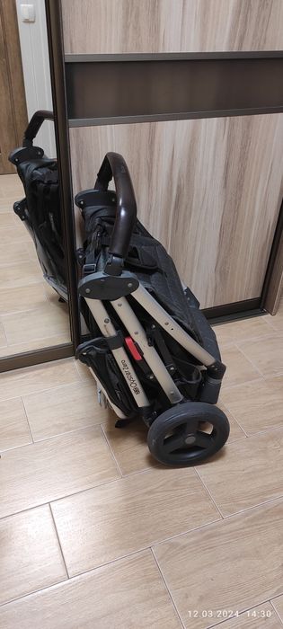 Коляска Babystyle Oyster Zero
Стан - ідеальний
Всі