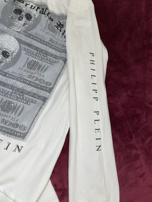 Продам фирменый костюм (PHILIPP PLEIN)