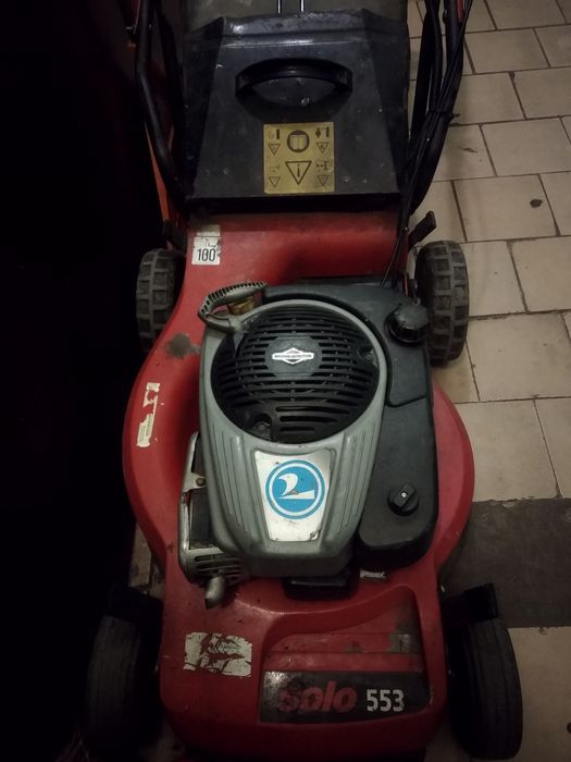 Продам комунальну газонокосарку