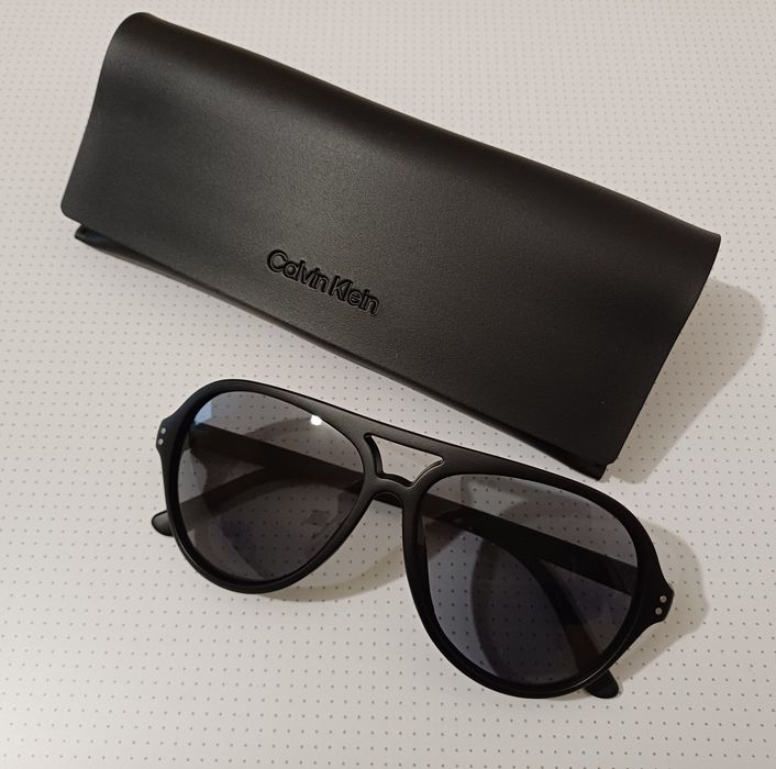Окуляри чоловічі Calvin Klein  Armani Exchange
Grey Gradient Navigator Men's
Grey Gr