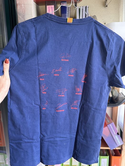 TShirt Original do Barcelona (10-12Anos)