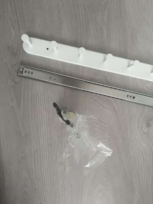 Cabideiro IKEA Pax