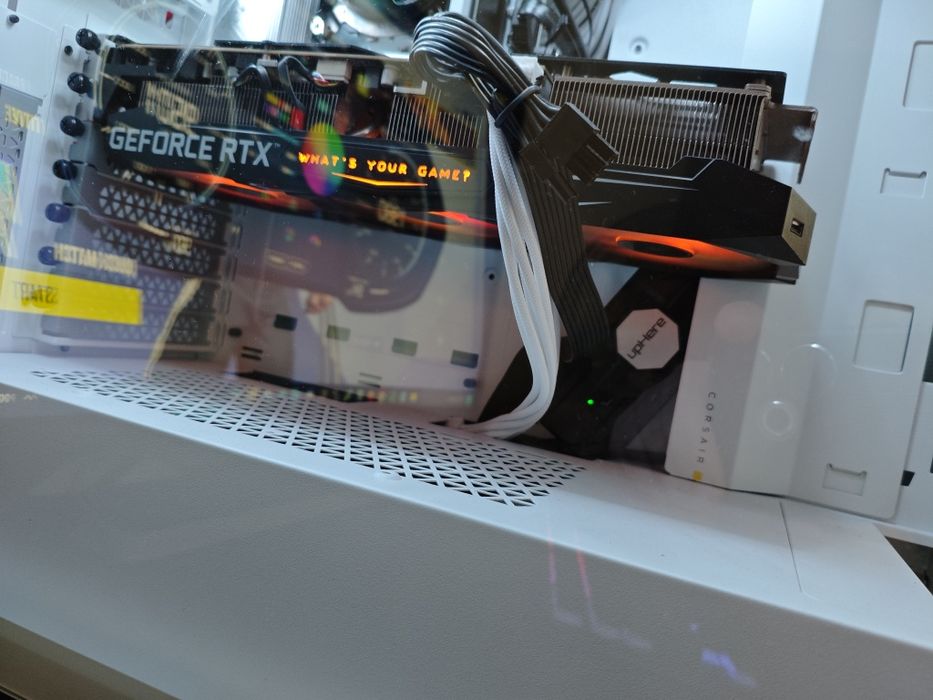 Gráfica RTX 3080 SG KF2A Edition RGB Na caixa