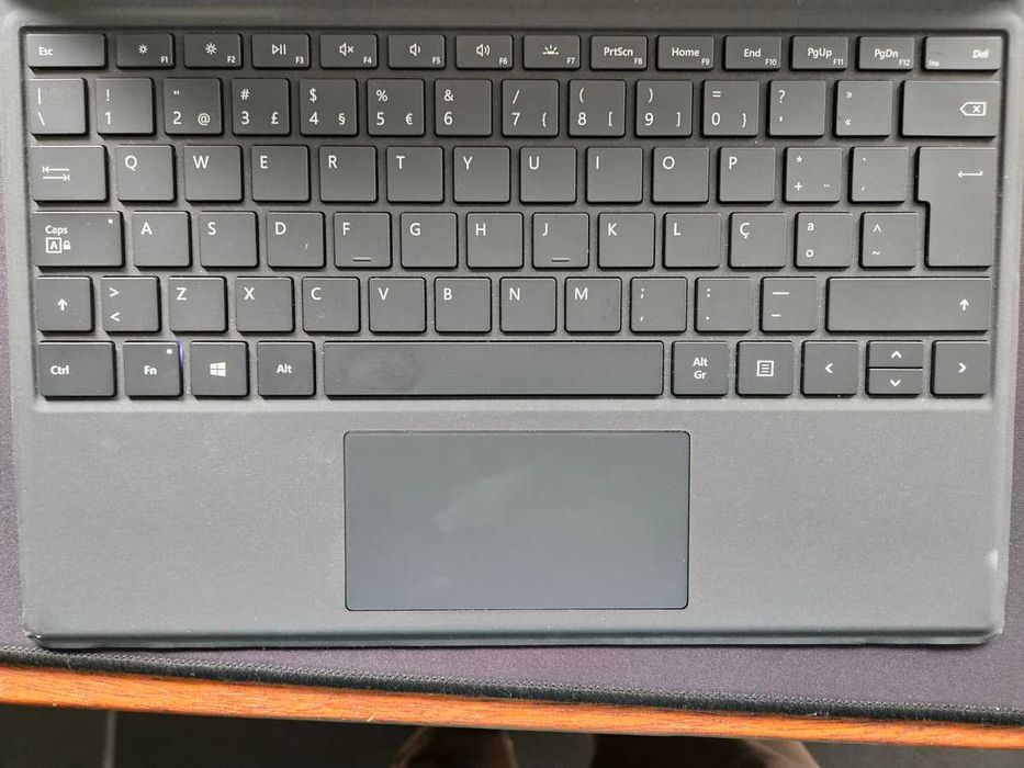 Computador Portátil / Tablet - Microsoft Surface 4 + Extras