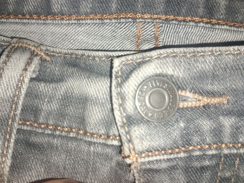 Продам оригінальні джинси LEVIS 511 USA