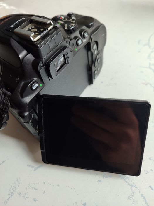 Nikon d5600 відмінний стан