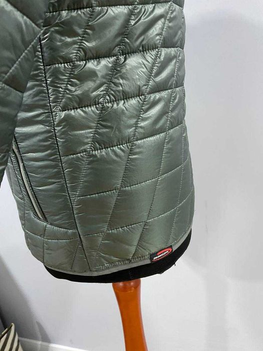 Мікропуховик чоловічий фірми Oakley Primaloft