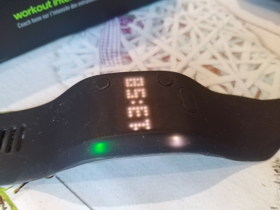 Смарт-годинник браслет Adidas miCoach Fit Smart