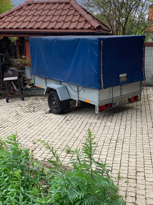 Przyczepa jednoosiowa samochodowa