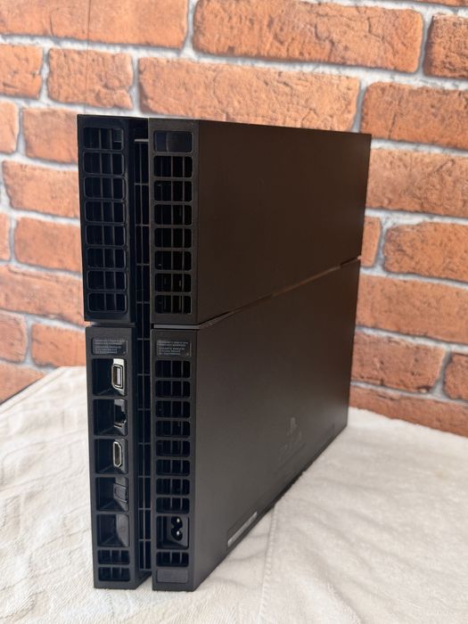 Ps4 fat 500gb + comando + jogo the last of us