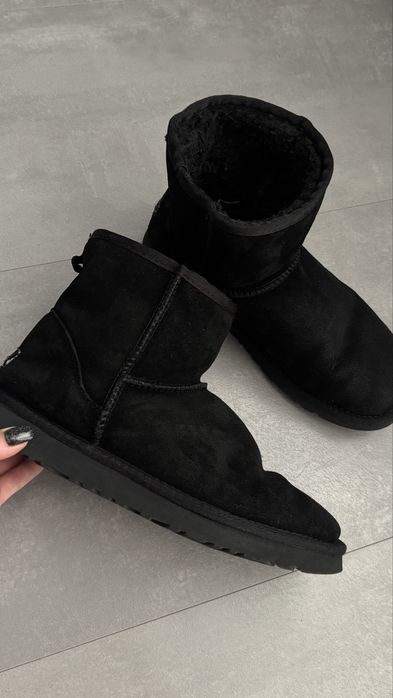 Чорні ugg уггі угг оригінал чоловічі замша стан хороший