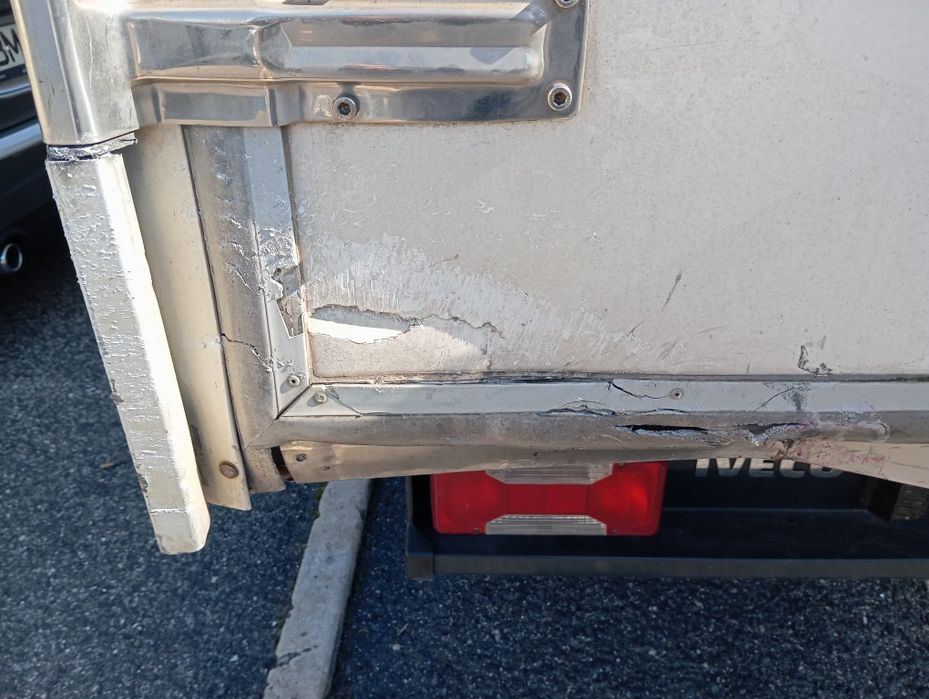 Caixa de carrocaria para camiao